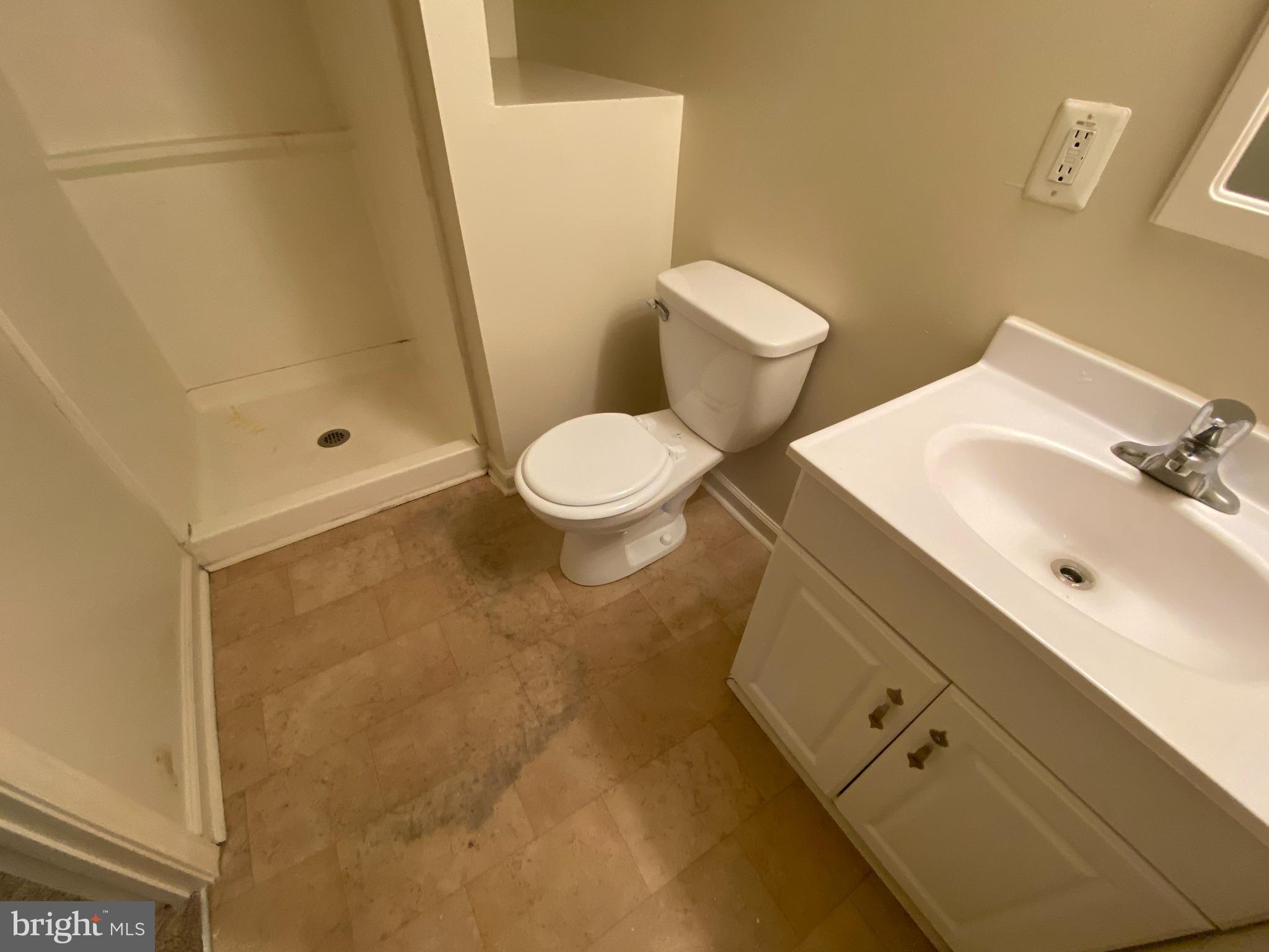 CLEARVIEW/CHATHAM HGTS - Residential Lease