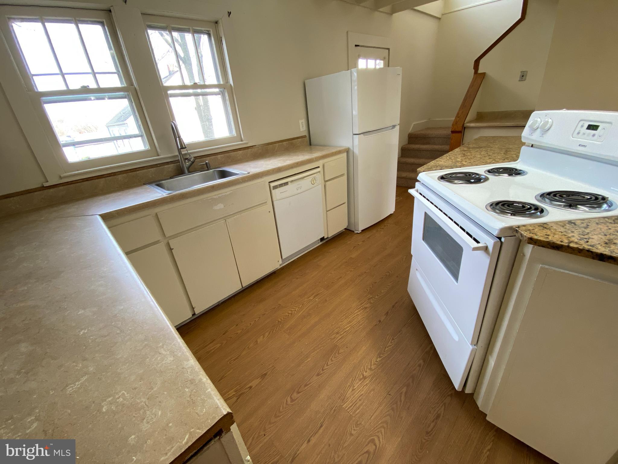 CLEARVIEW/CHATHAM HGTS - Residential Lease