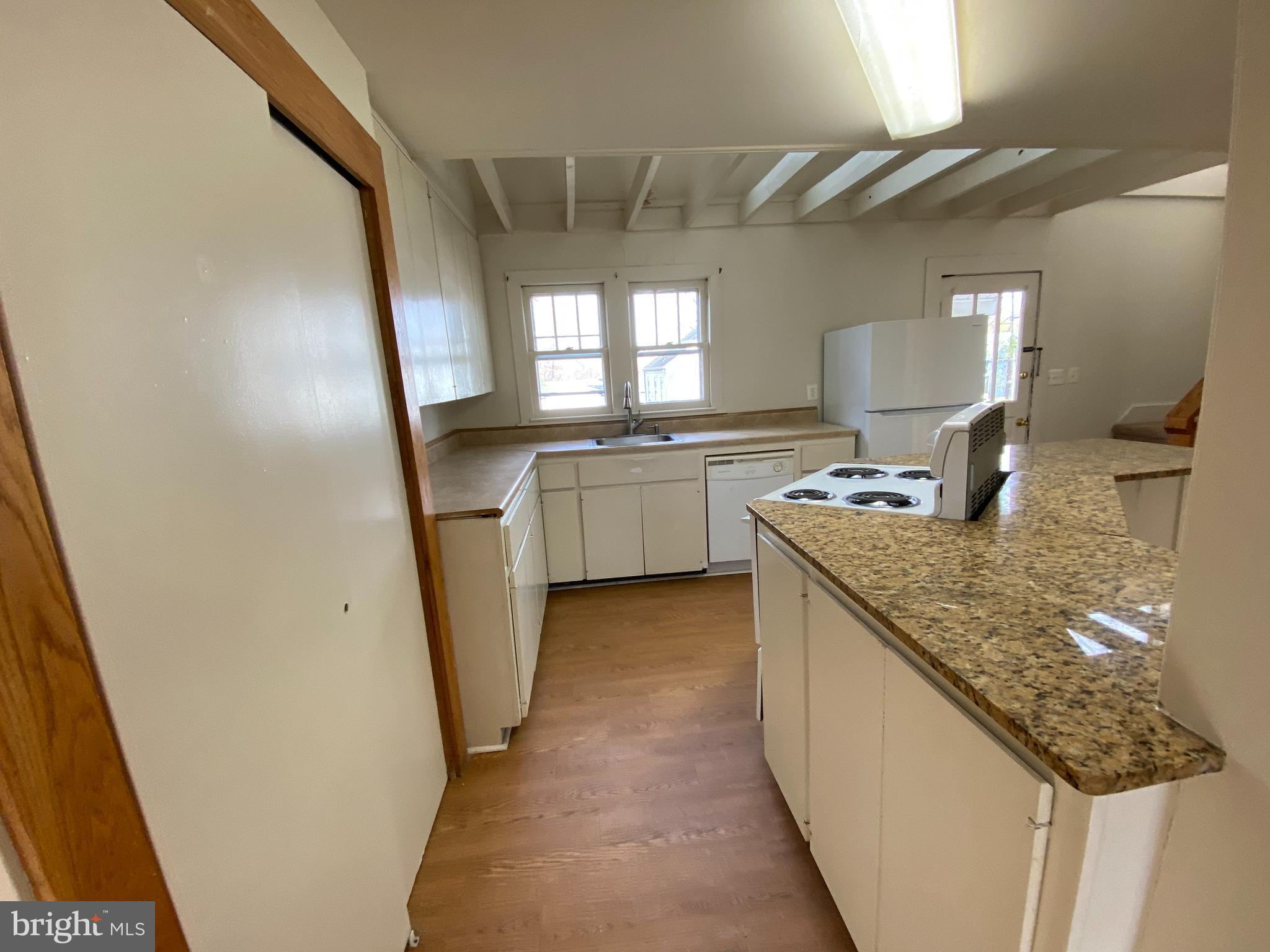 CLEARVIEW/CHATHAM HGTS - Residential Lease