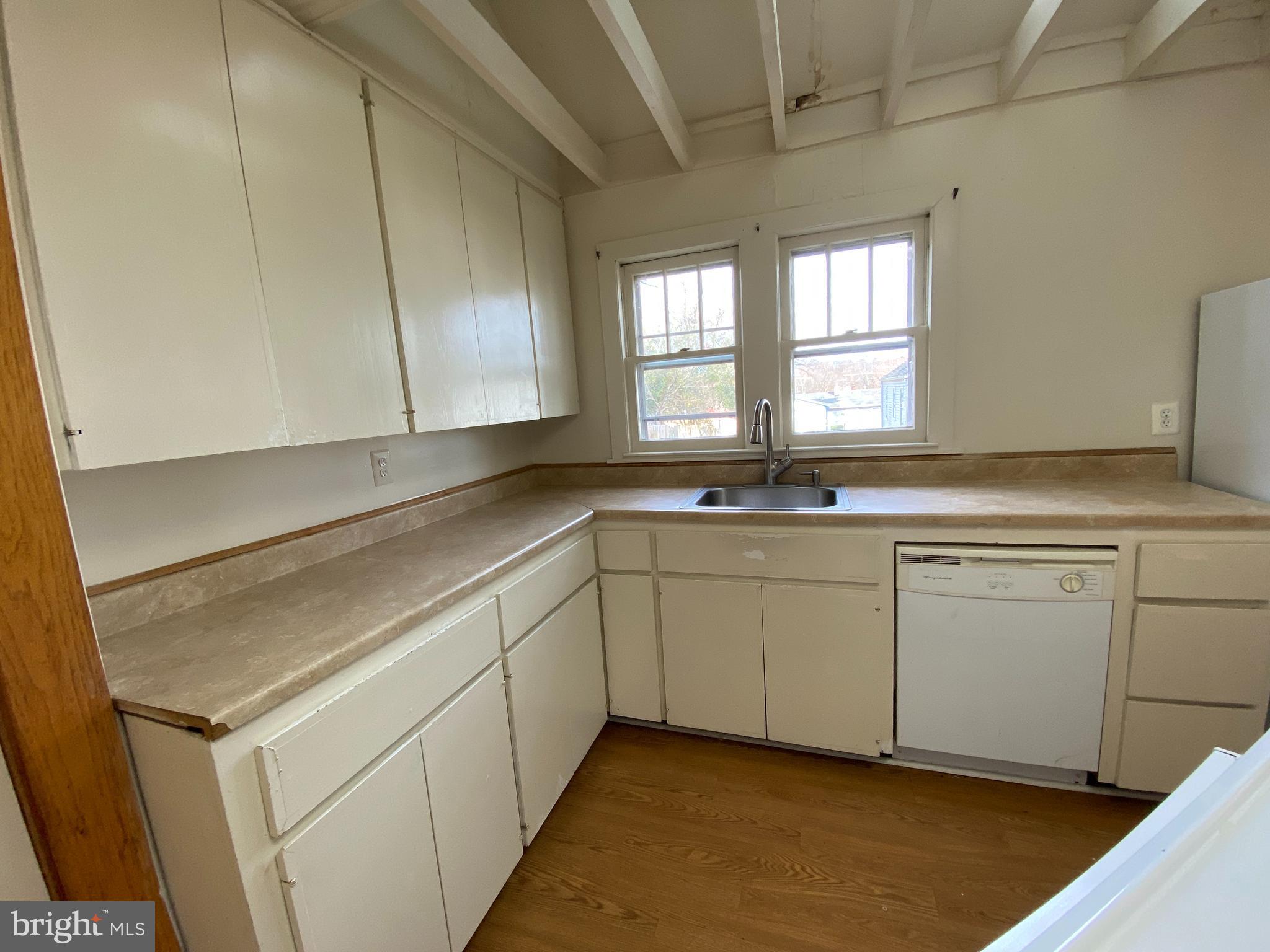 CLEARVIEW/CHATHAM HGTS - Residential Lease