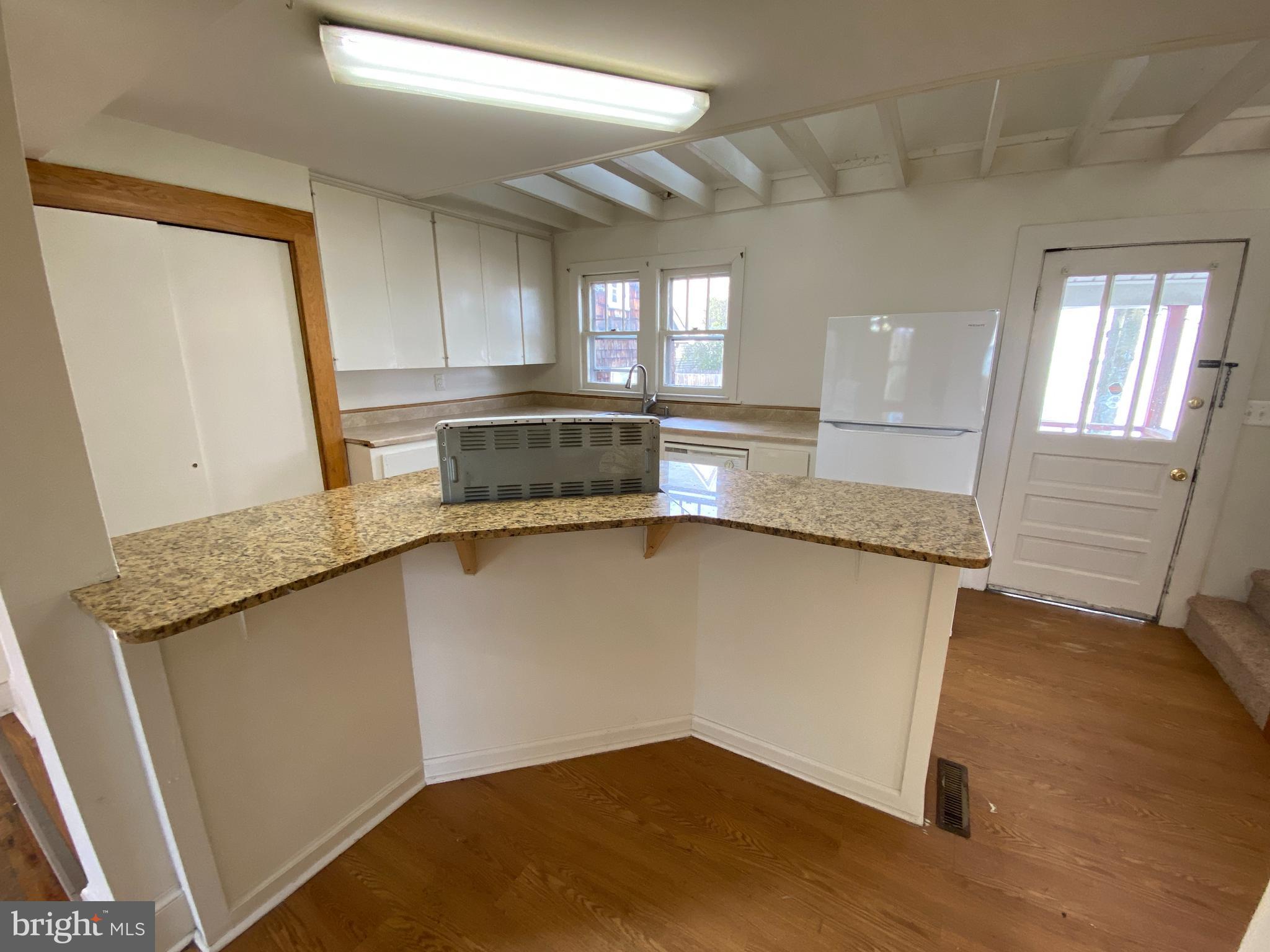 CLEARVIEW/CHATHAM HGTS - Residential Lease