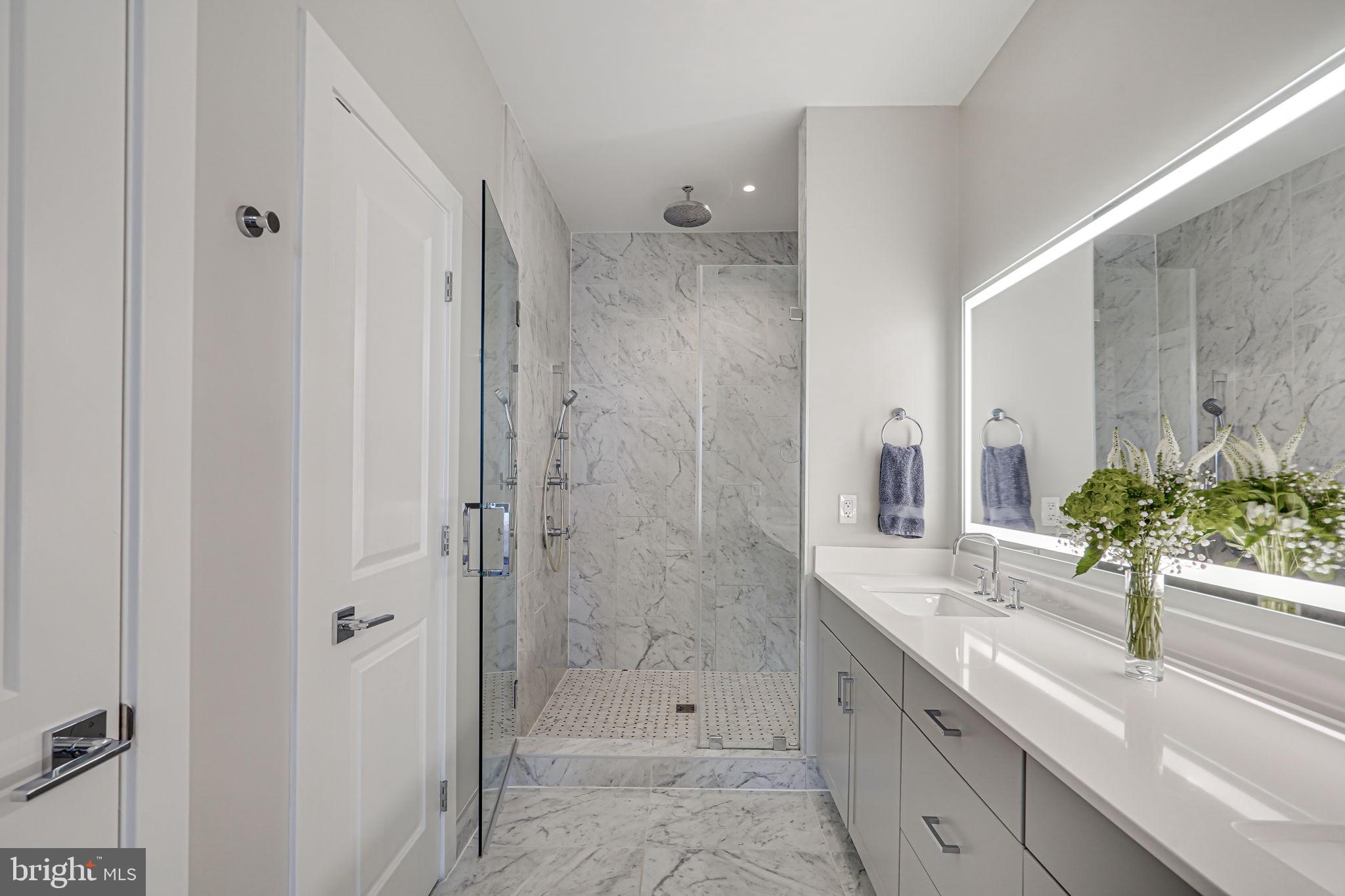 OLD TOWN NORTH - Residential