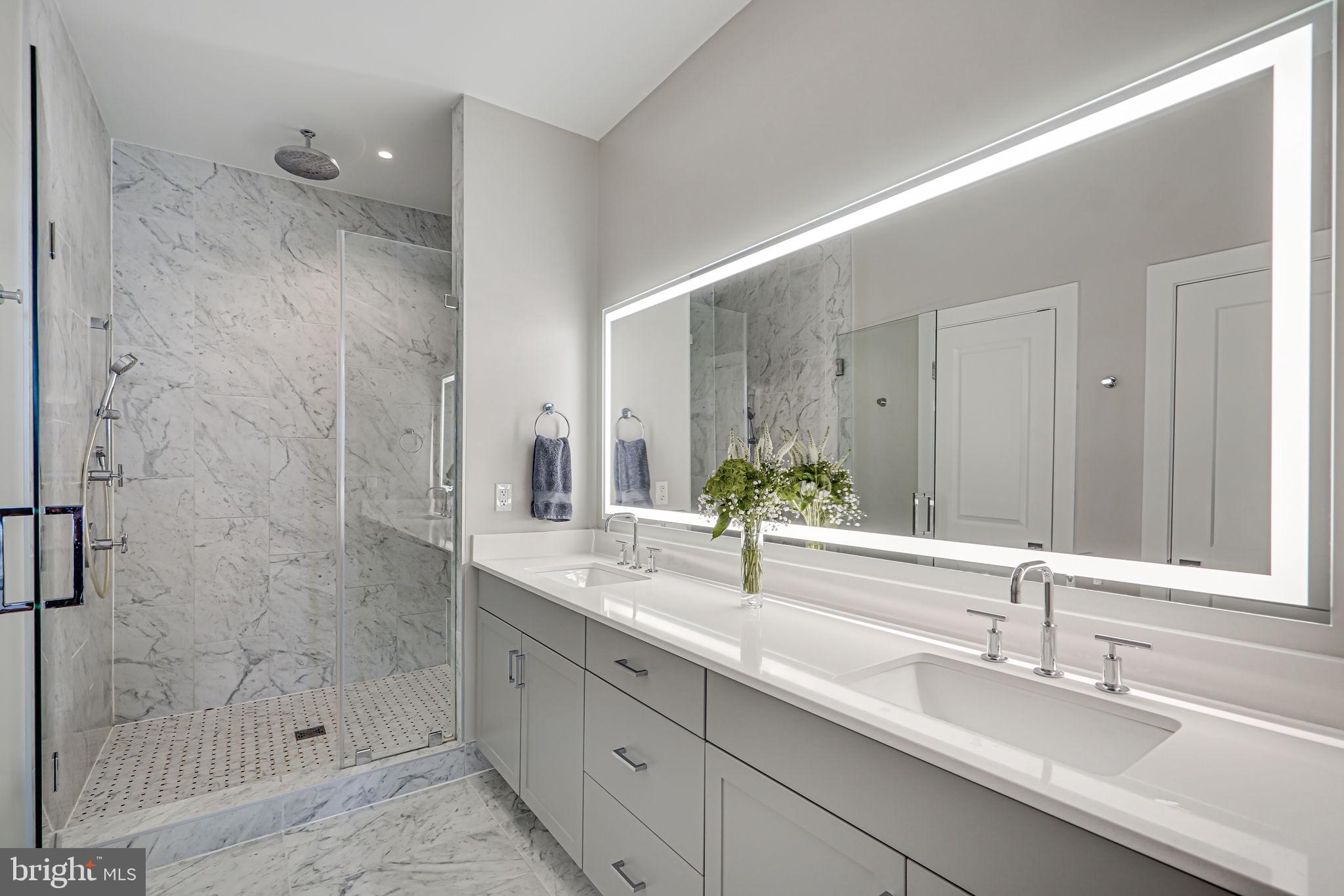 OLD TOWN NORTH - Residential