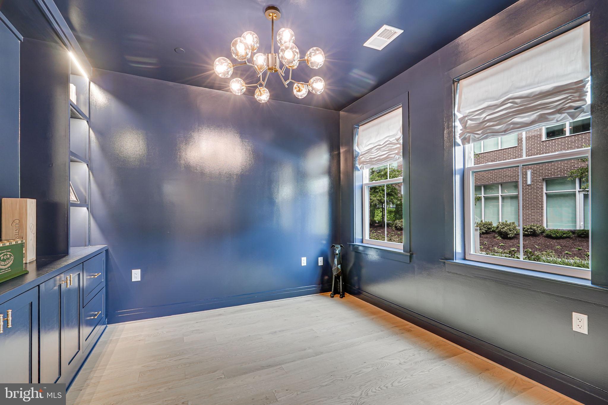 OLD TOWN NORTH - Residential