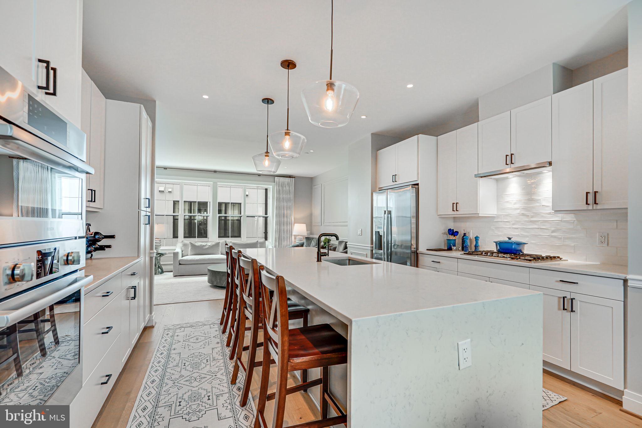 OLD TOWN NORTH - Residential