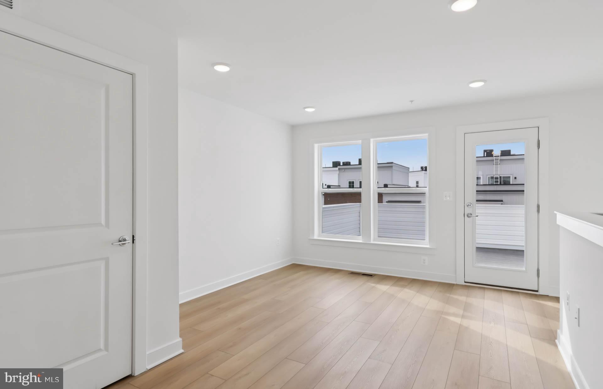 FARMSTEAD DISTRICT - Residential