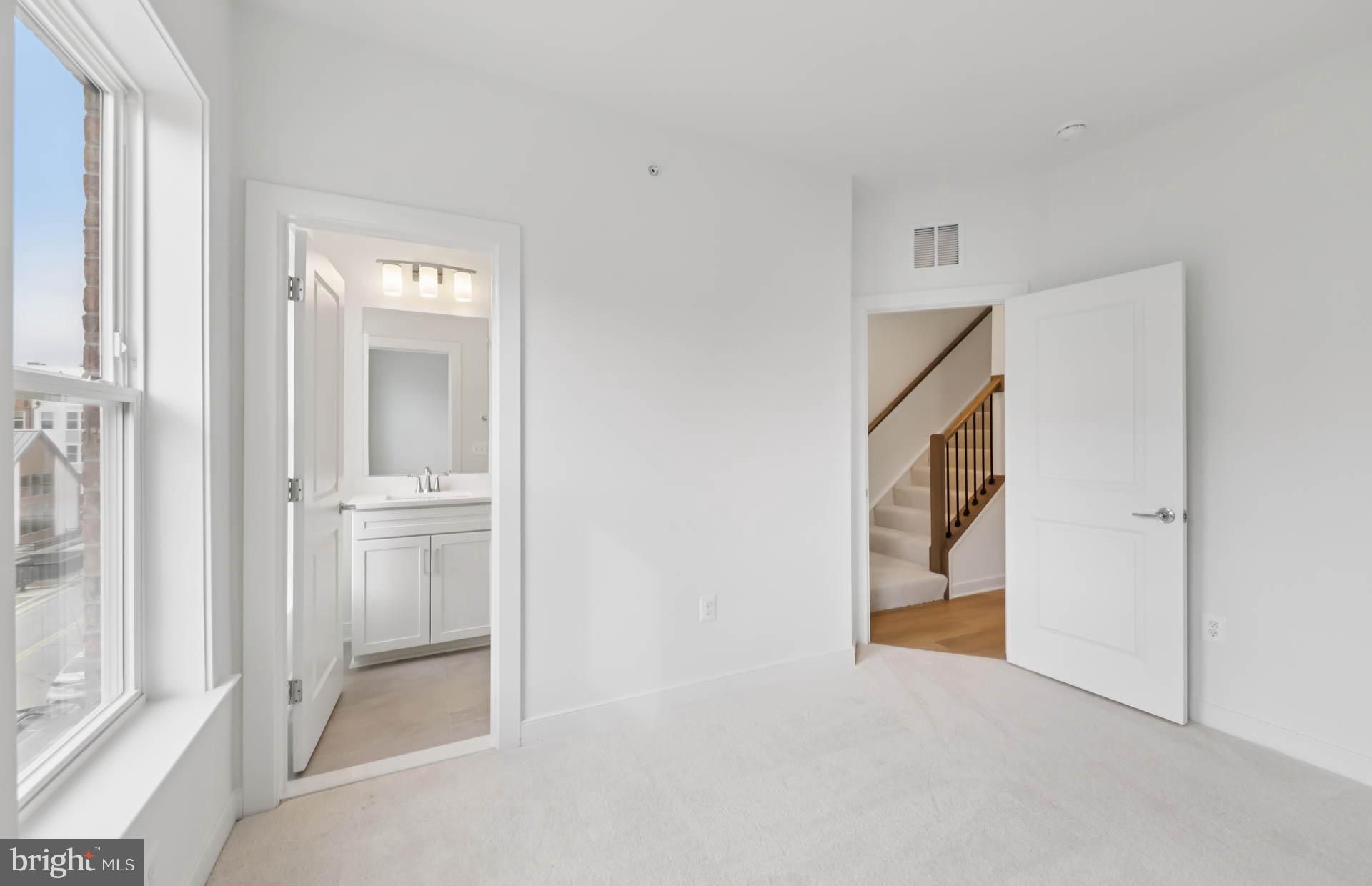 FARMSTEAD DISTRICT - Residential