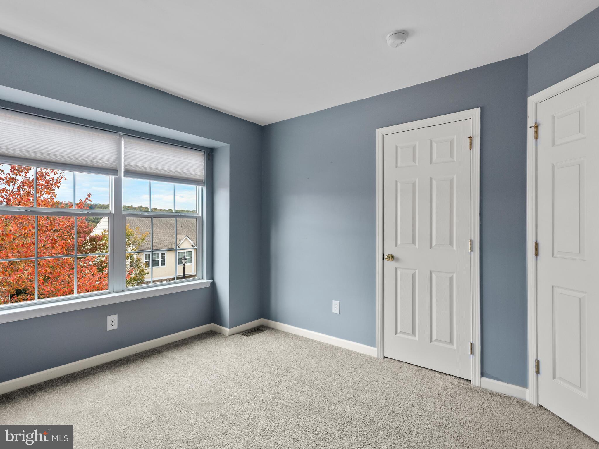 MEWS AT BAILEY STATION - Residential