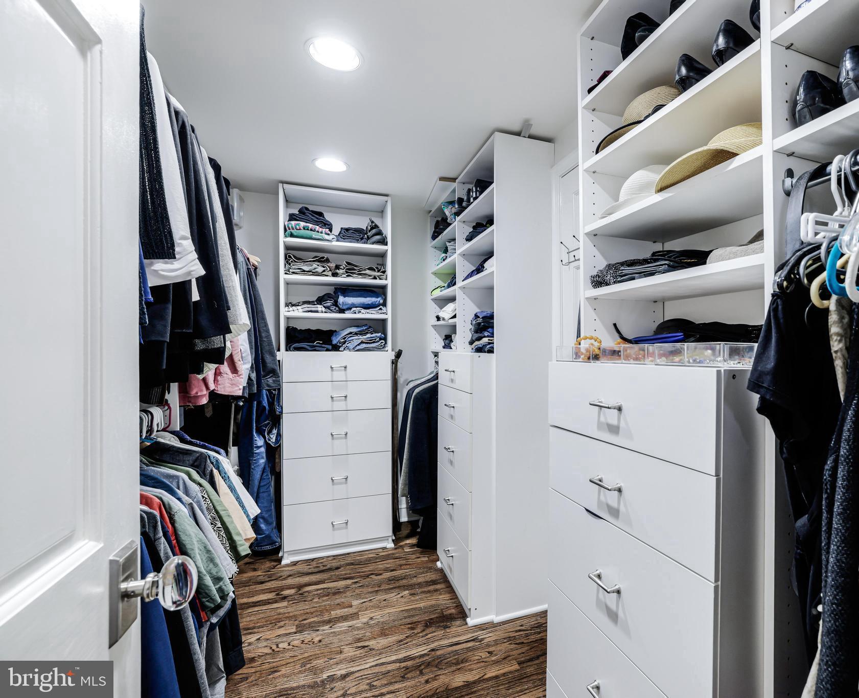 BRIGGS AND HOOPERS - Residential