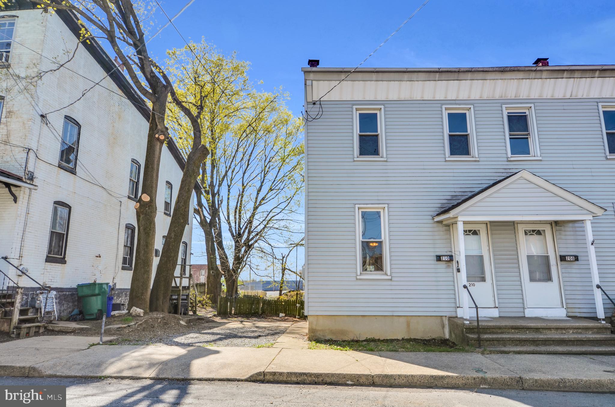 210 WASHINGTON STREET