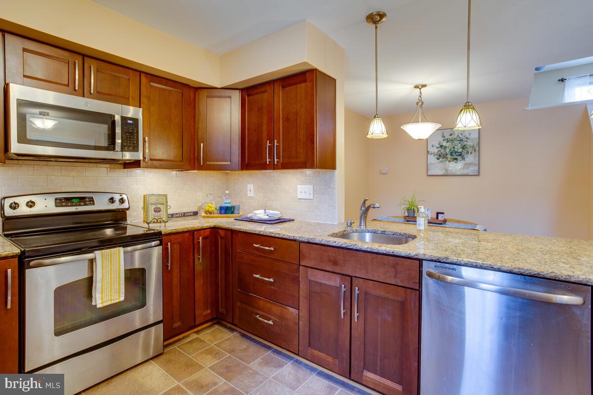 CANTERBURY RIDING - Residential