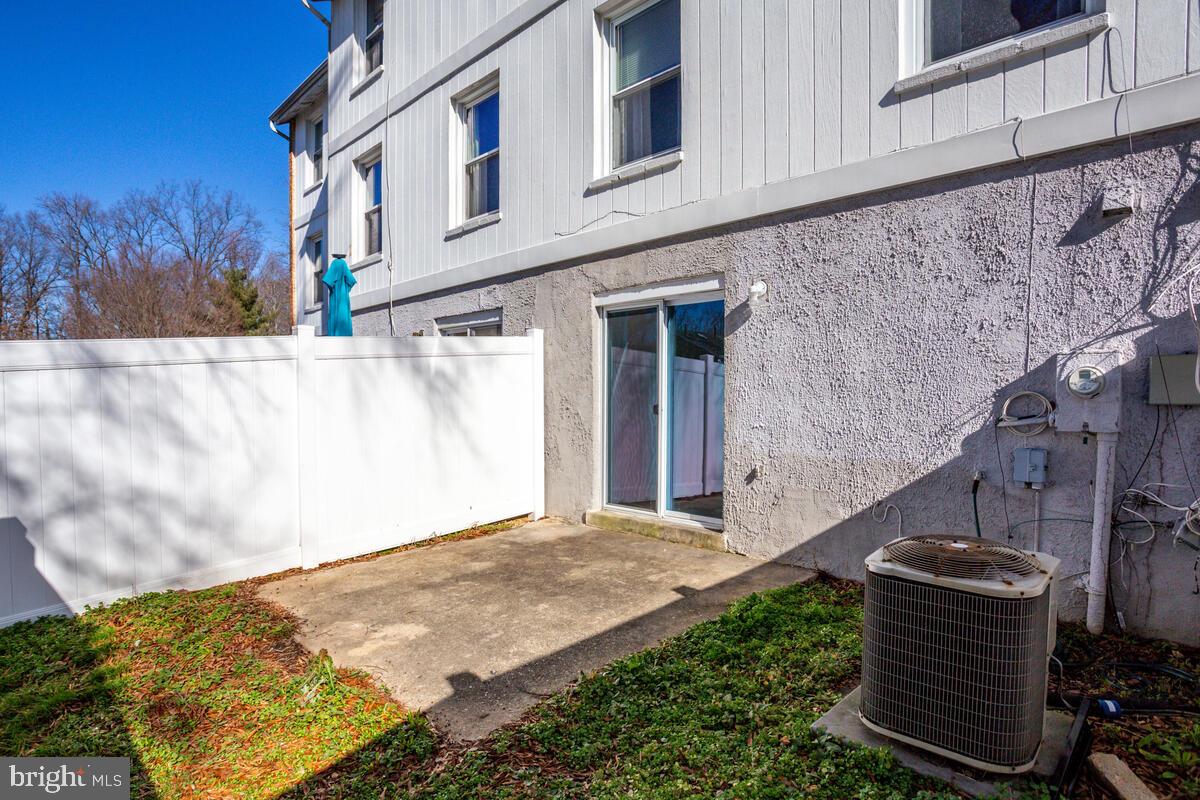 CANTERBURY RIDING - Residential