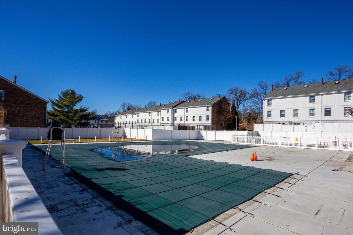 CANTERBURY RIDING - Residential