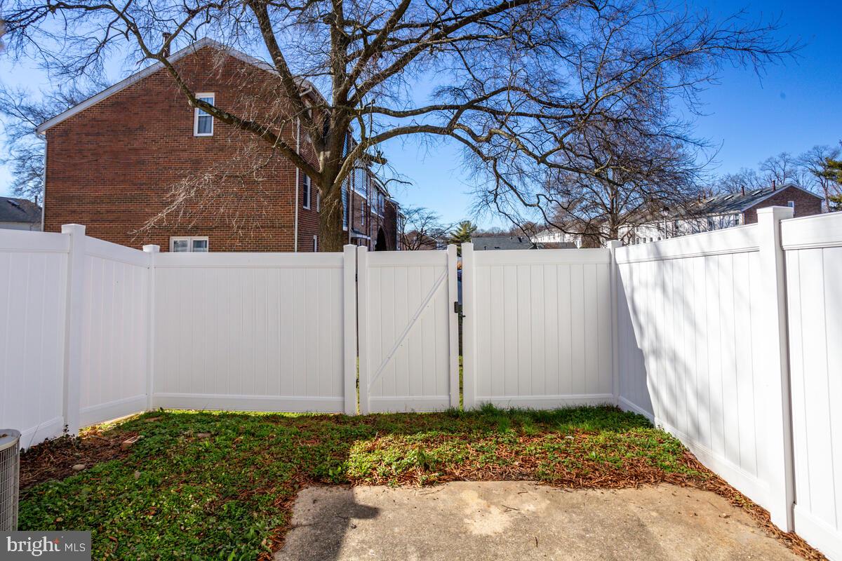 CANTERBURY RIDING - Residential