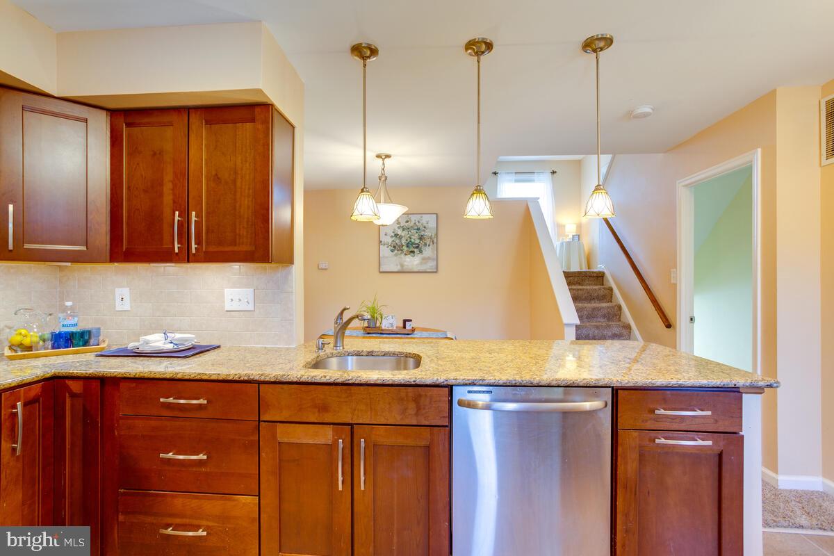 CANTERBURY RIDING - Residential