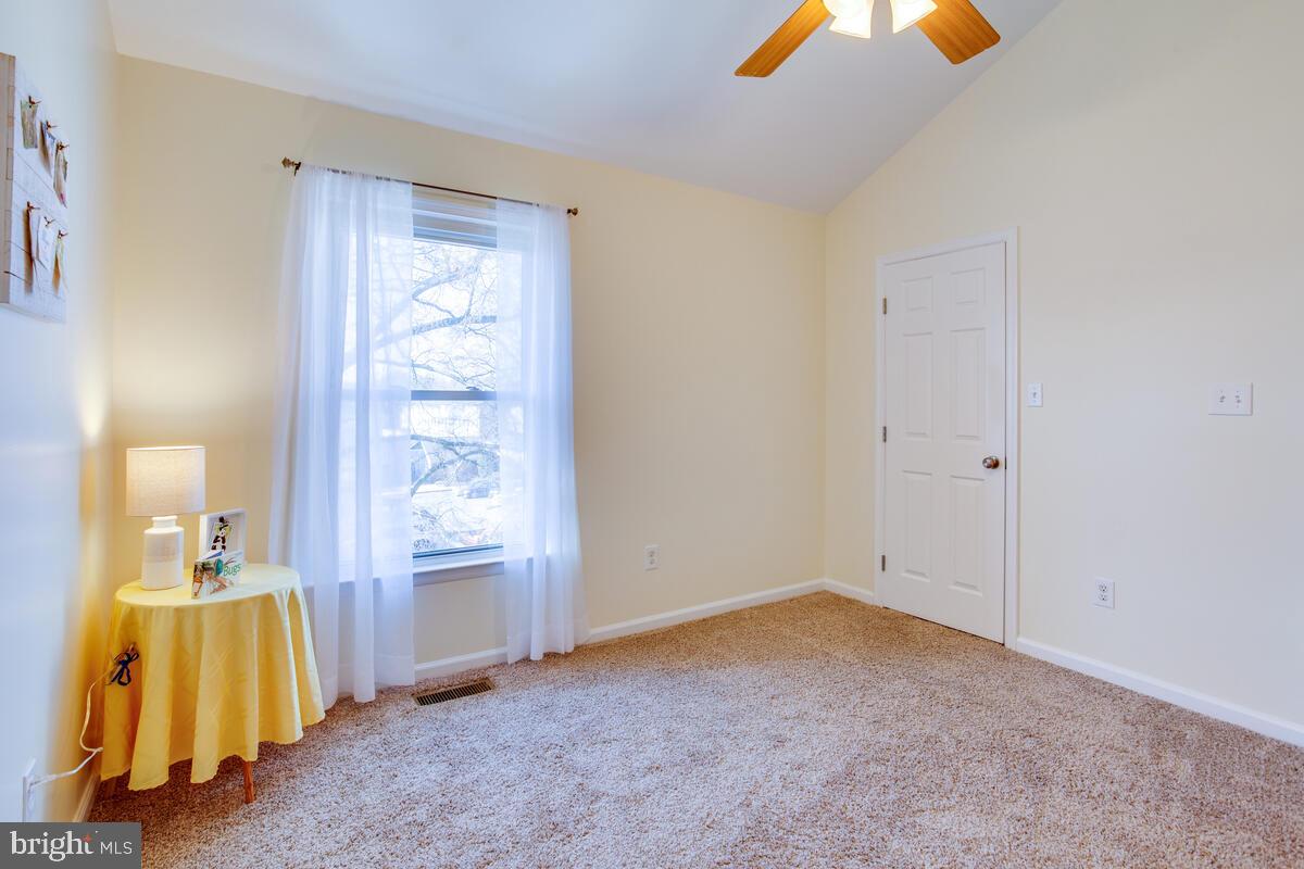 CANTERBURY RIDING - Residential