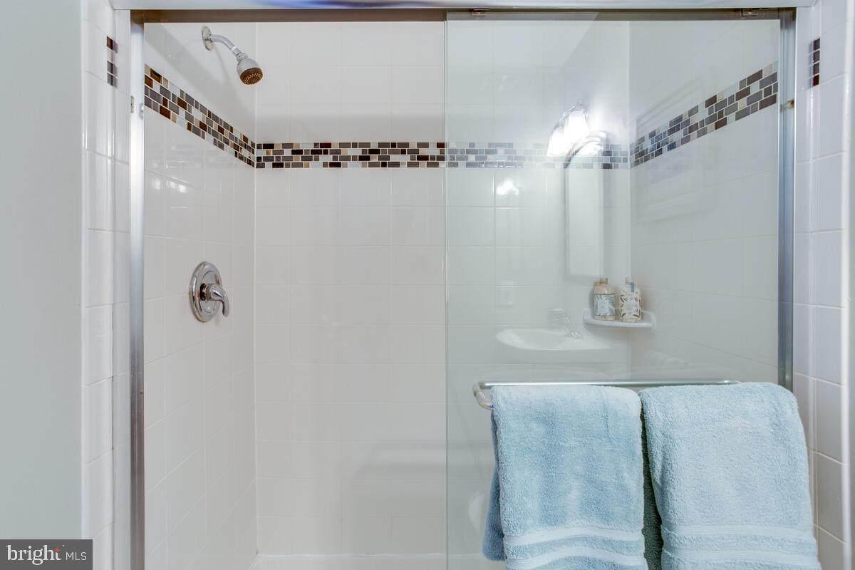 CANTERBURY RIDING - Residential