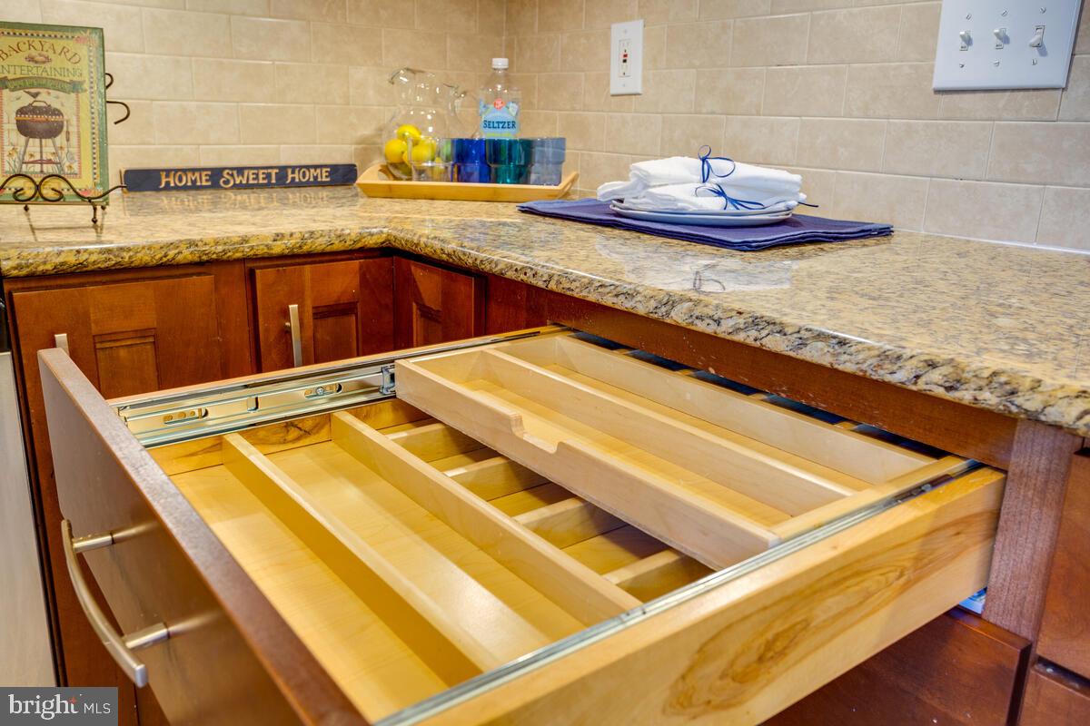 CANTERBURY RIDING - Residential