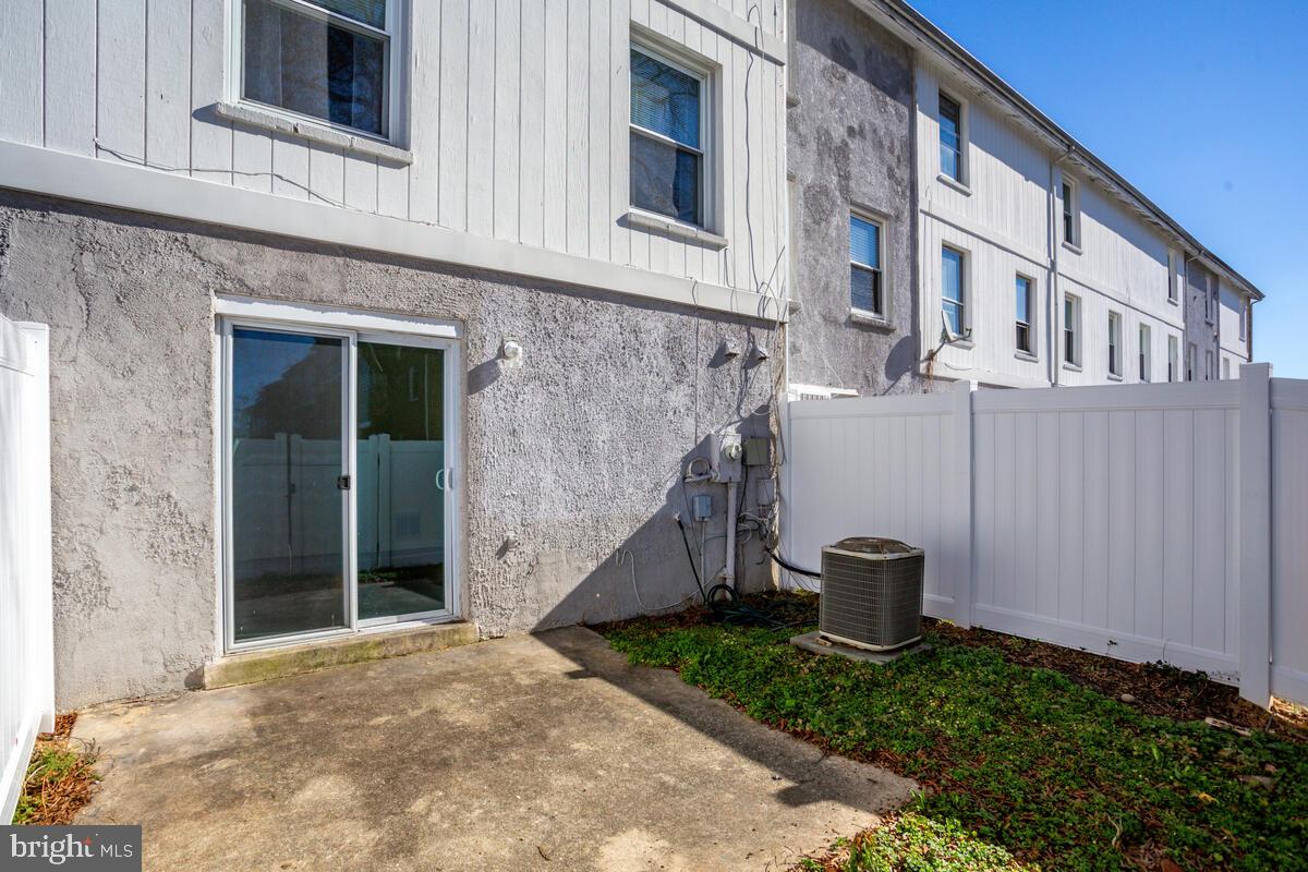 CANTERBURY RIDING - Residential