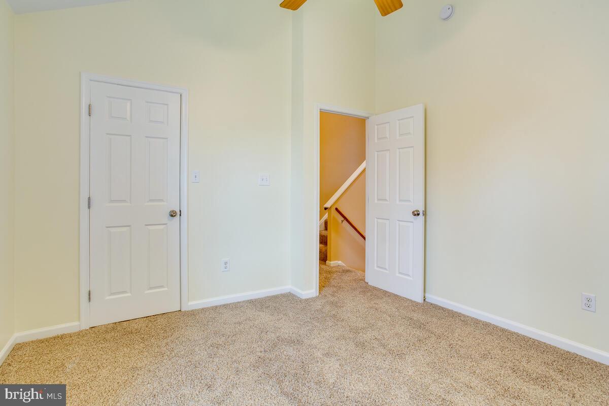 CANTERBURY RIDING - Residential