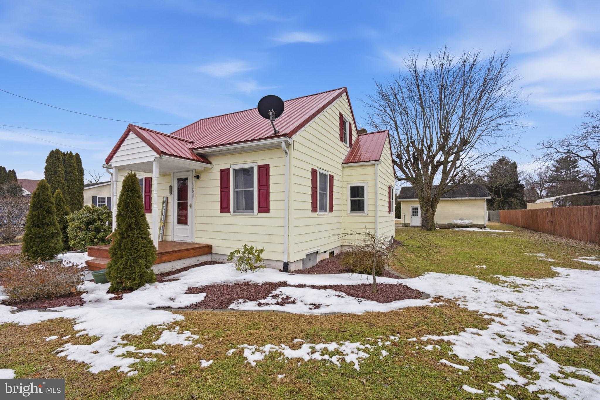 MILLINGTON - Residential