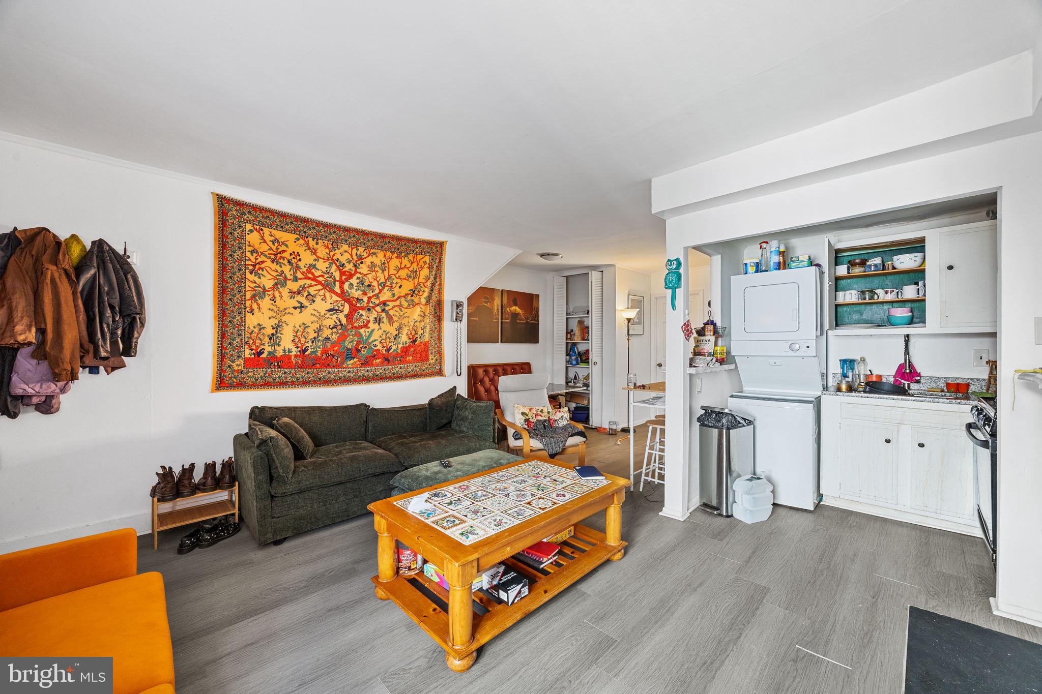 WASHINGTON SQ WEST - Residential Lease