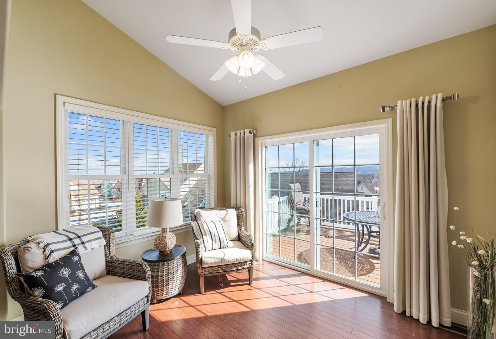 THE WOODS AT ROCK RAYMOND - Residential