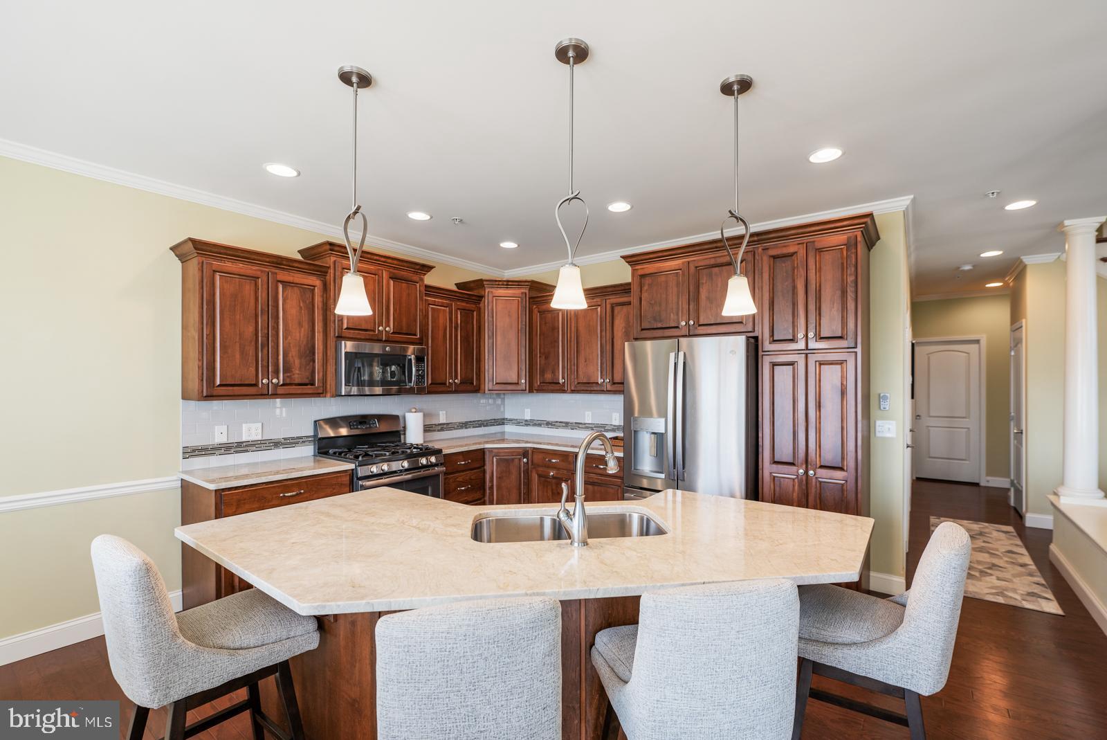 THE WOODS AT ROCK RAYMOND - Residential