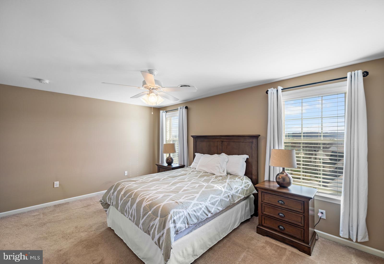 THE WOODS AT ROCK RAYMOND - Residential