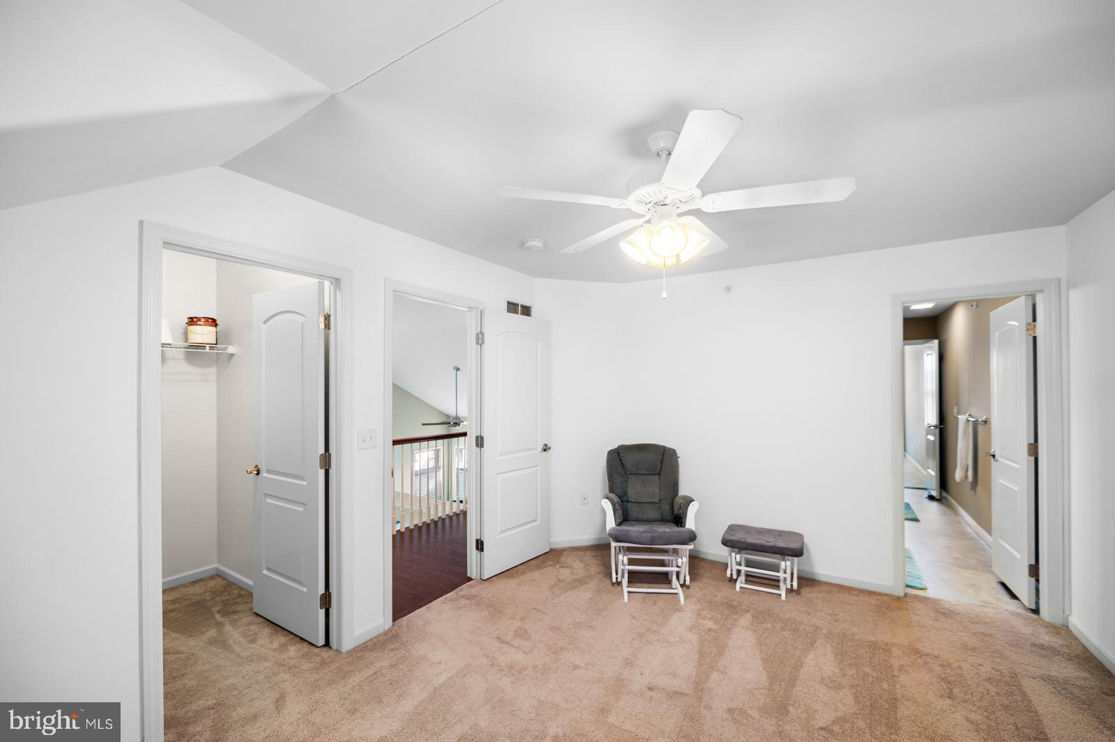 THE WOODS AT ROCK RAYMOND - Residential