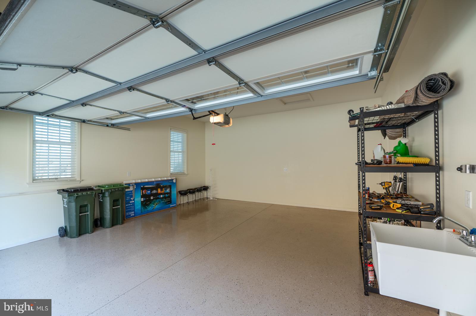 THE WOODS AT ROCK RAYMOND - Residential