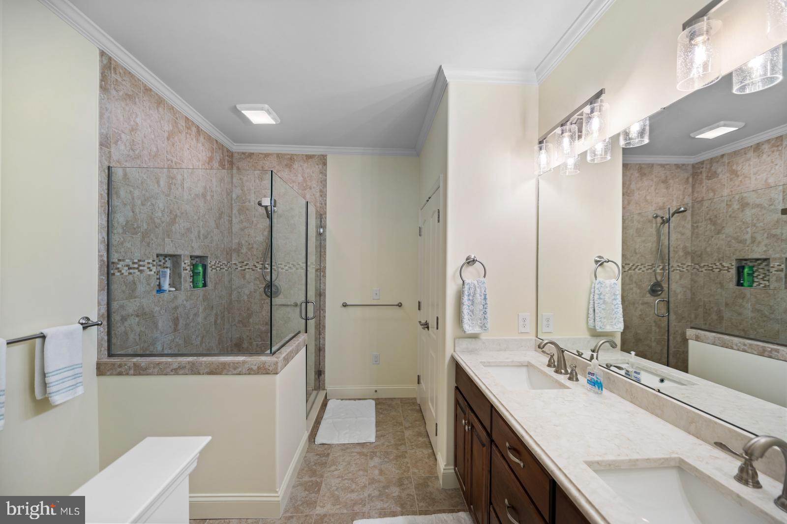 THE WOODS AT ROCK RAYMOND - Residential