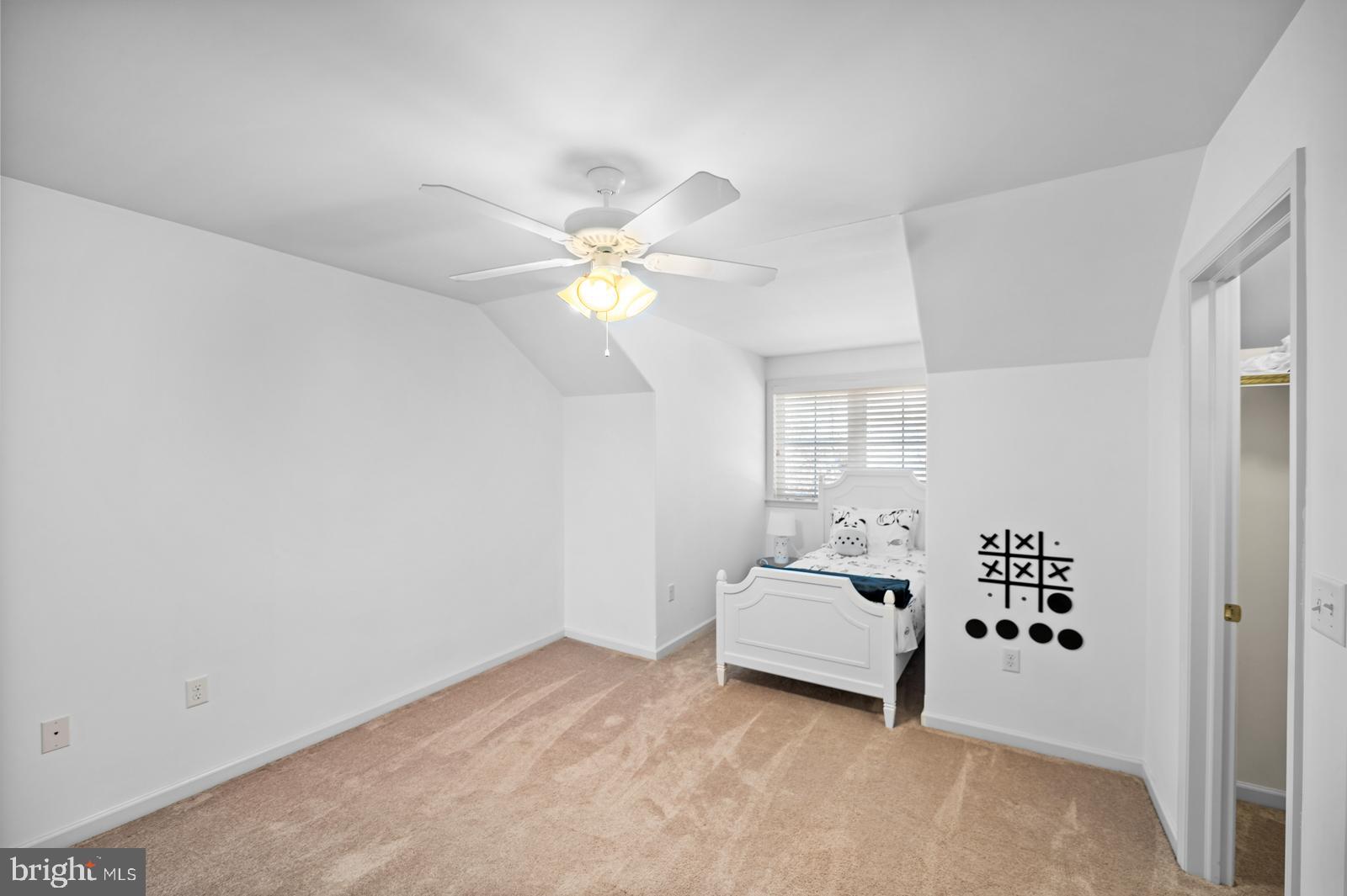 THE WOODS AT ROCK RAYMOND - Residential