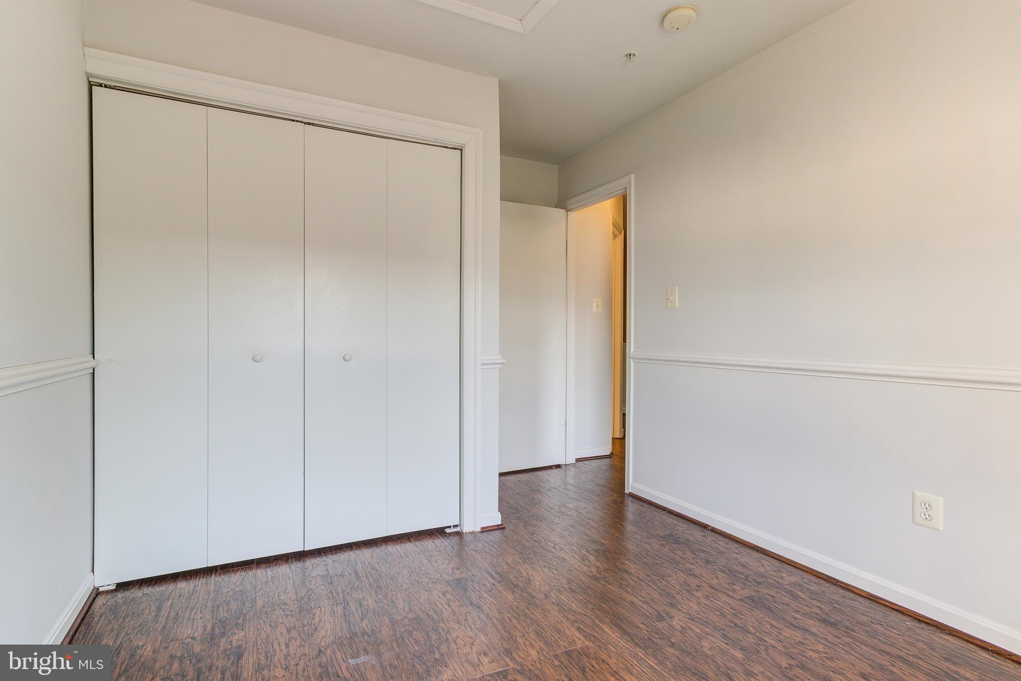 WILLOWS OF POTOMAC - Residential