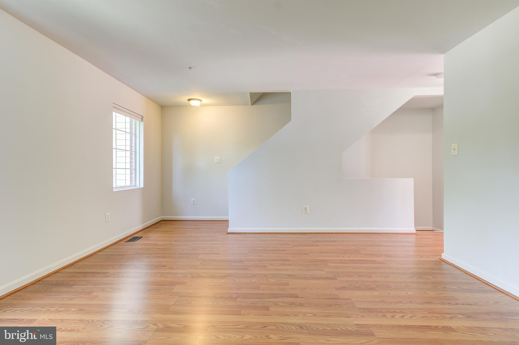 WILLOWS OF POTOMAC - Residential