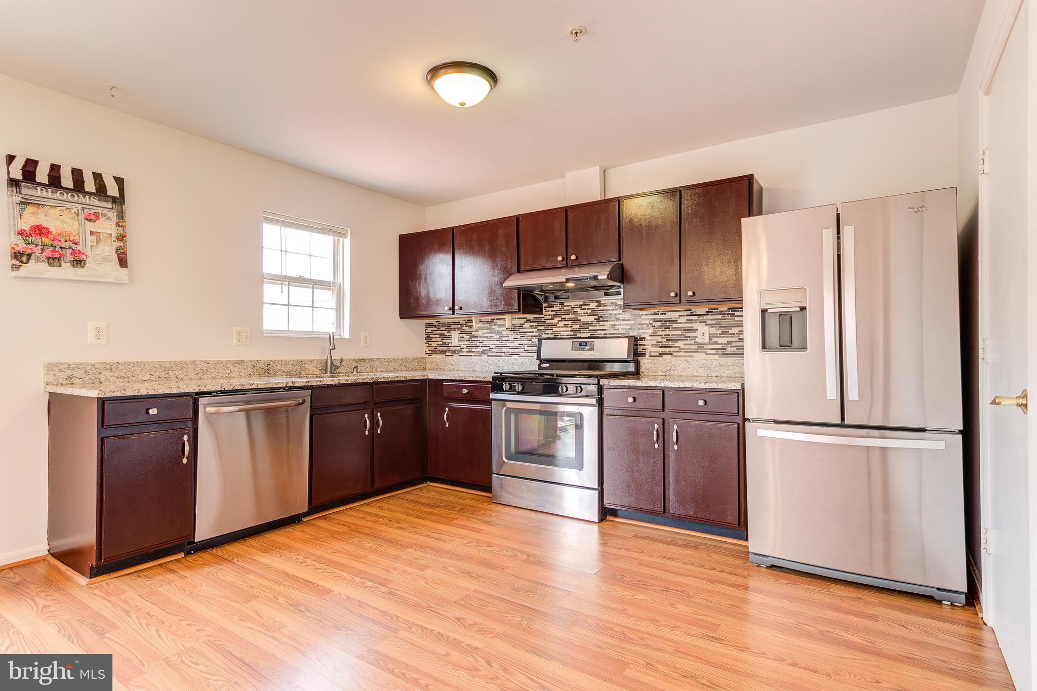 WILLOWS OF POTOMAC - Residential