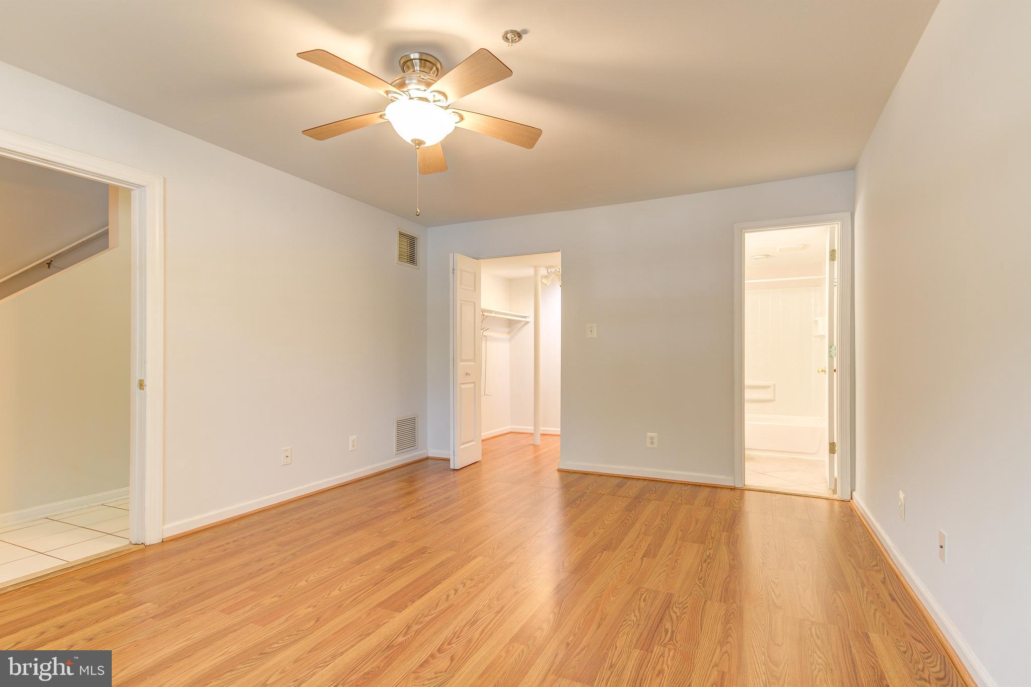 WILLOWS OF POTOMAC - Residential