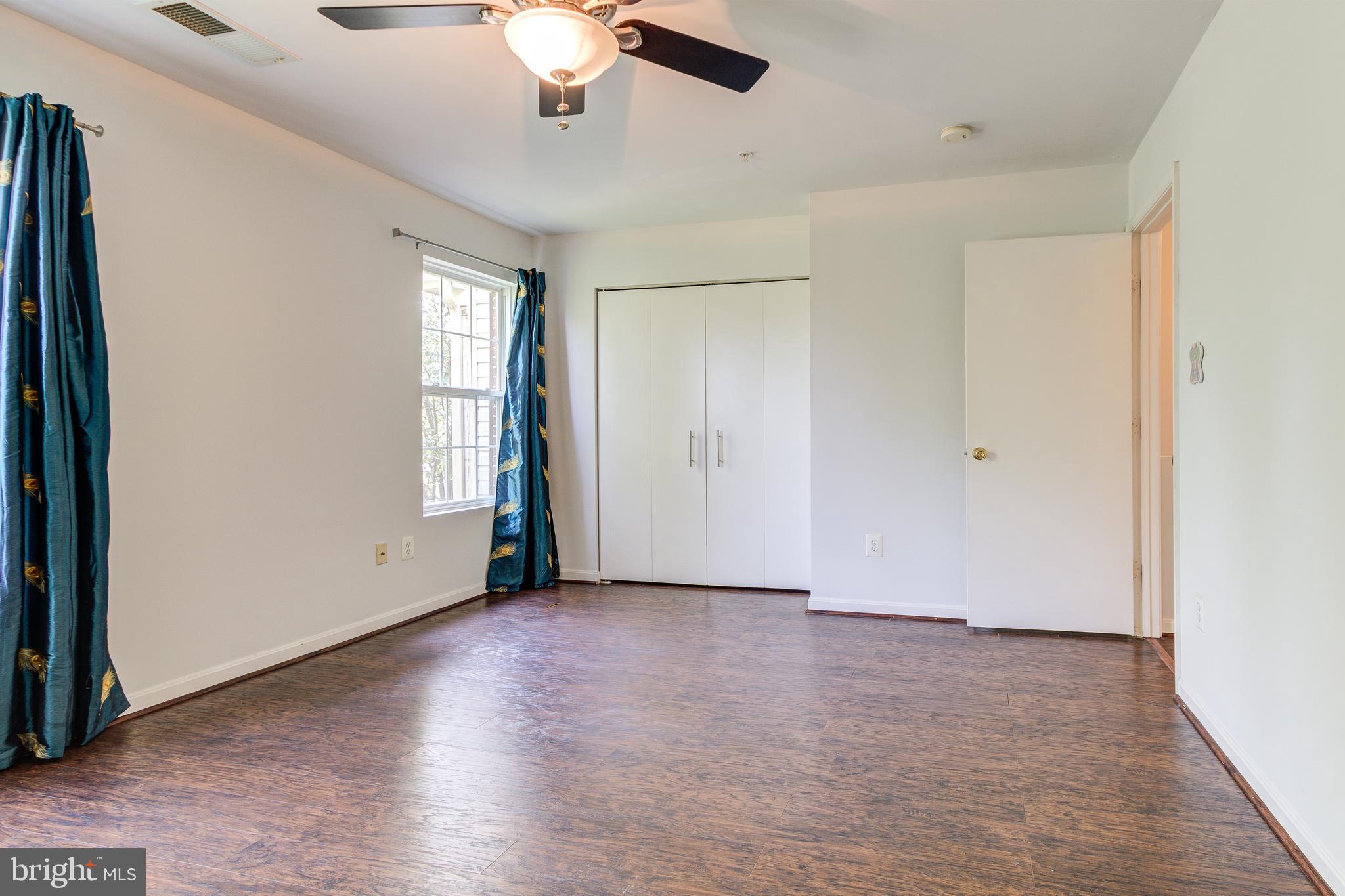 WILLOWS OF POTOMAC - Residential