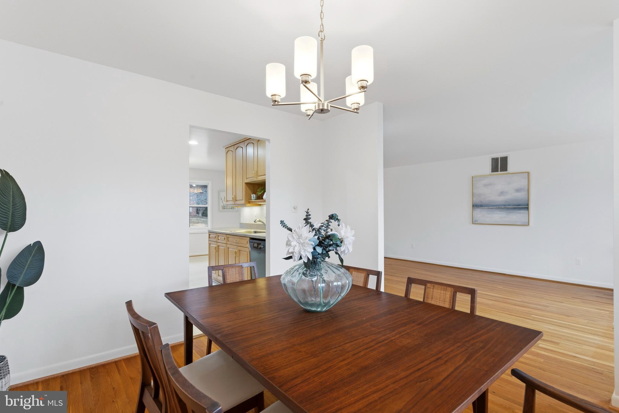 REGENCY ESTATES - Residential