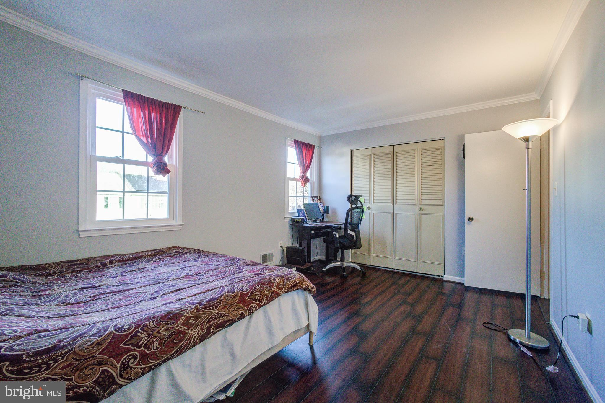 SHADY GROVE VILLAGE - Residential