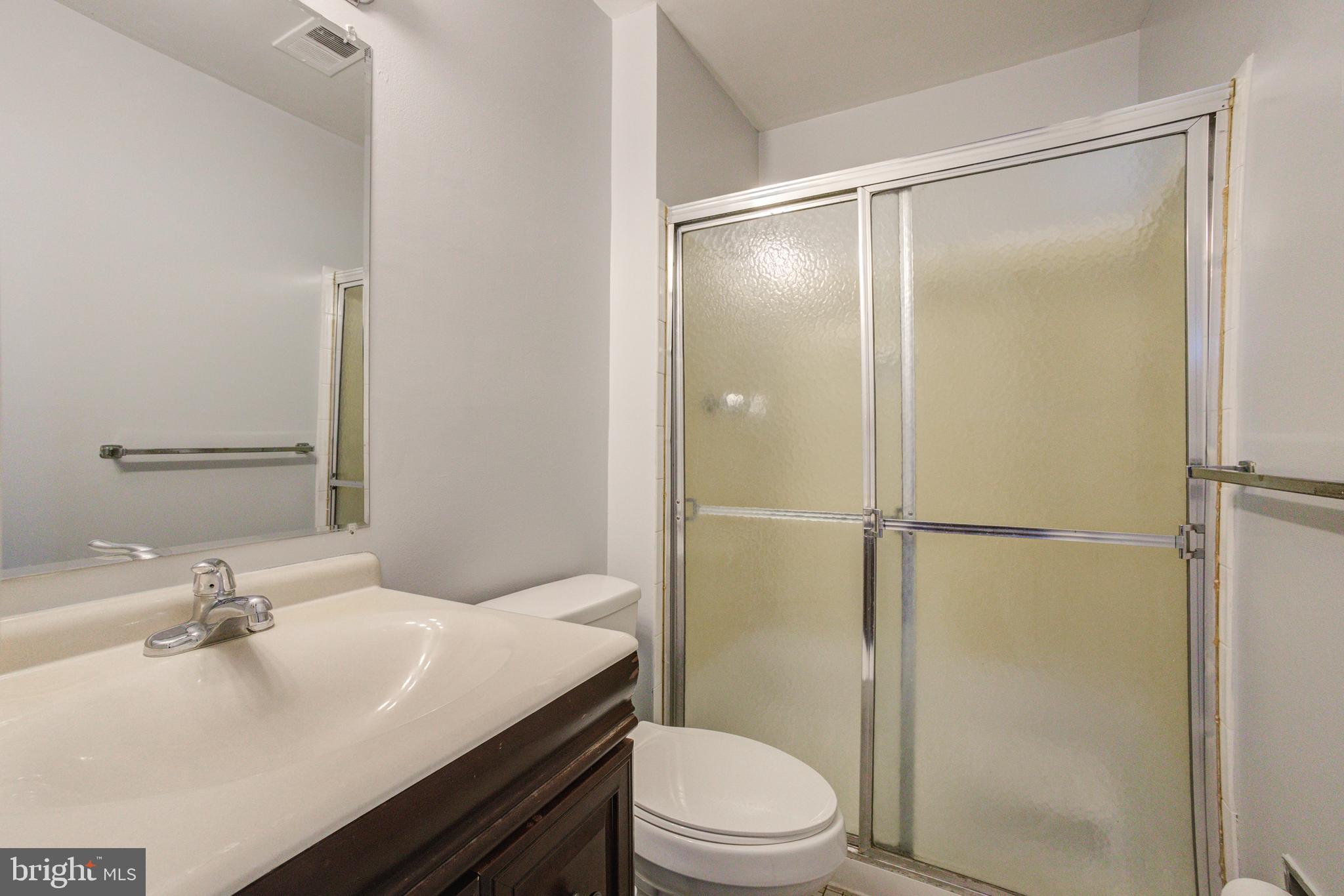 SHADY GROVE VILLAGE - Residential