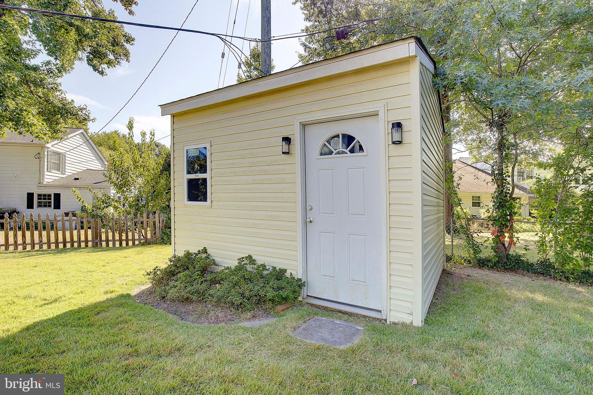 BUCKINGHAM AT BELAIR - Residential