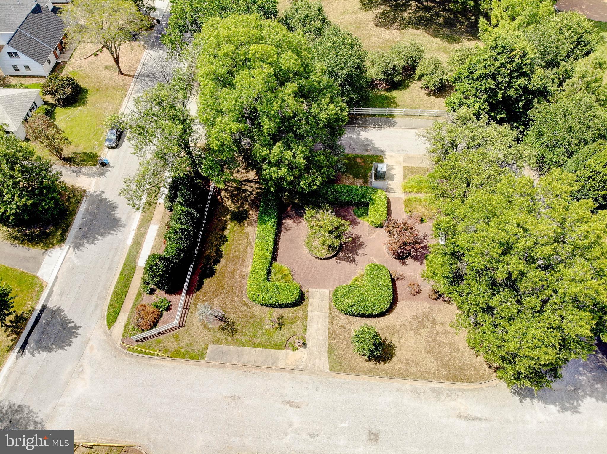 BUCKINGHAM AT BELAIR - Residential