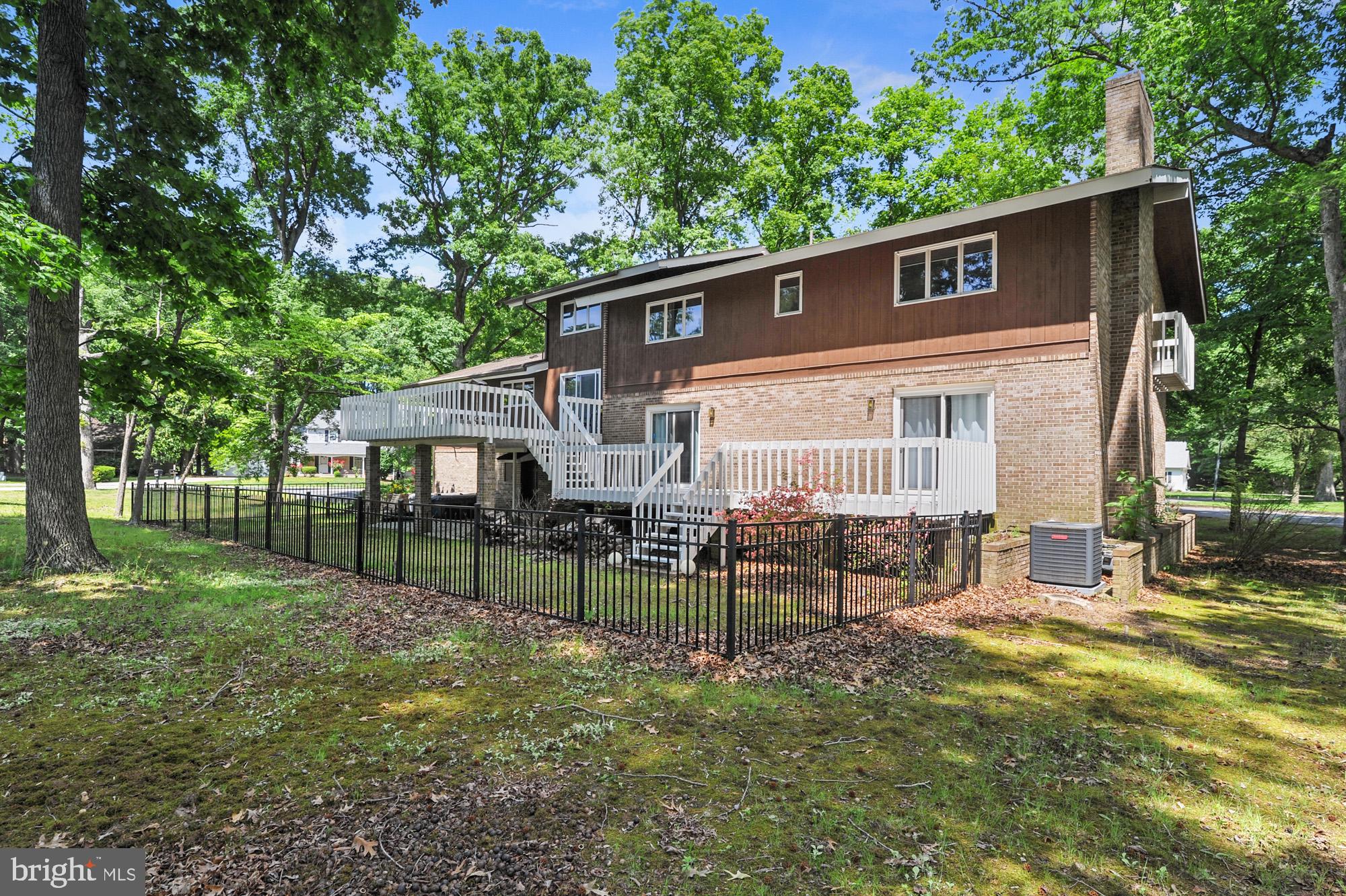 6 WINGED FOOT ROAD
