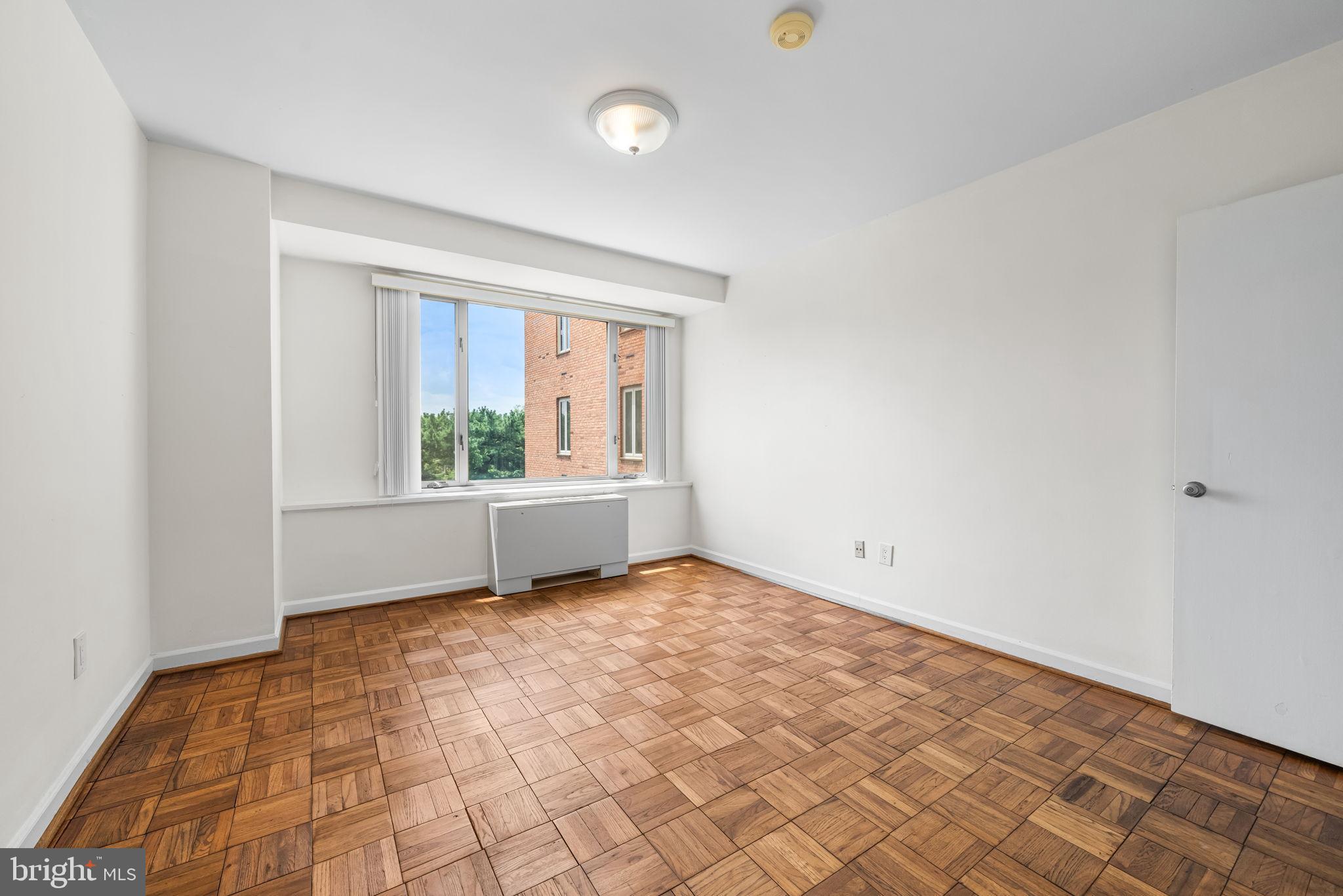 4301 MASSACHUSETTS AVENUE NW 6006