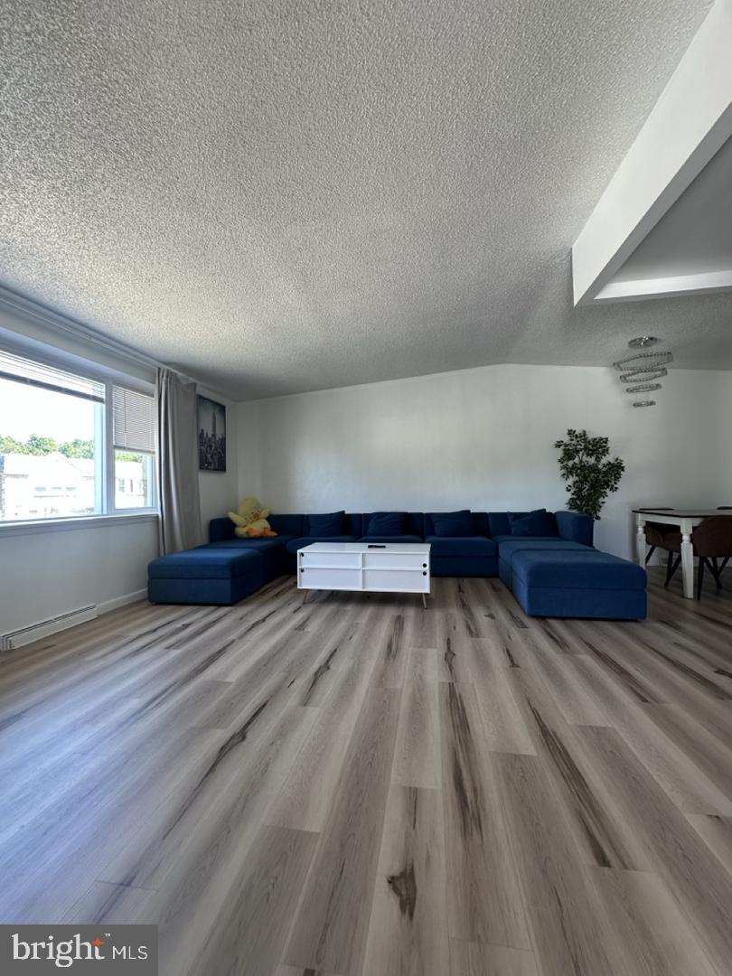 2904 GELENA ROAD