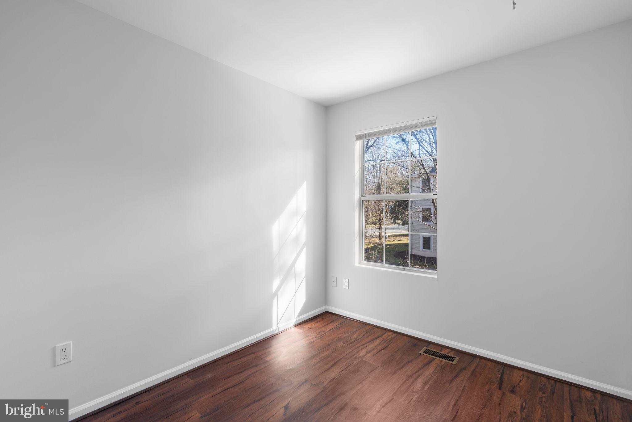 GUNNERS LAKE VILLAGE - Residential