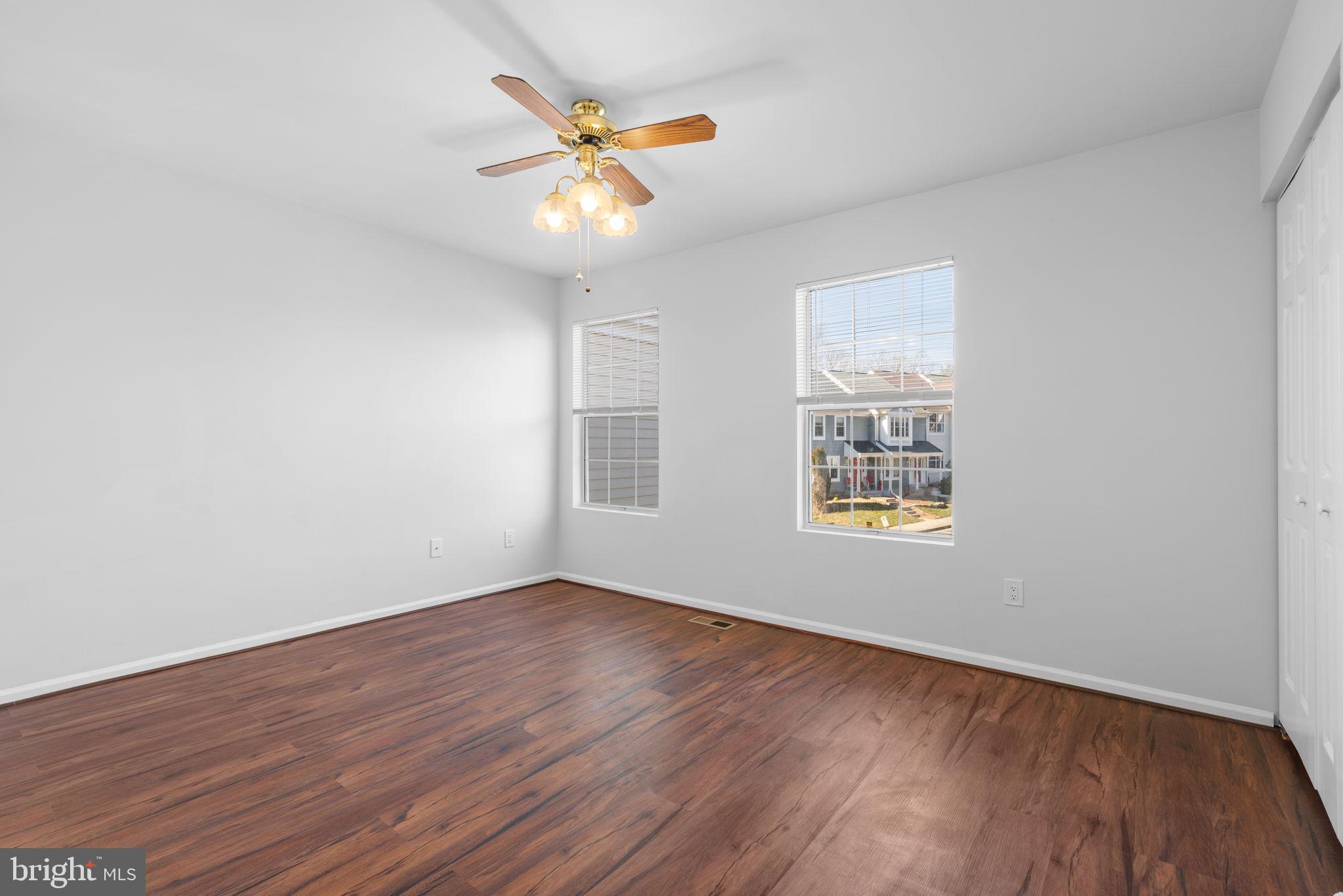 GUNNERS LAKE VILLAGE - Residential