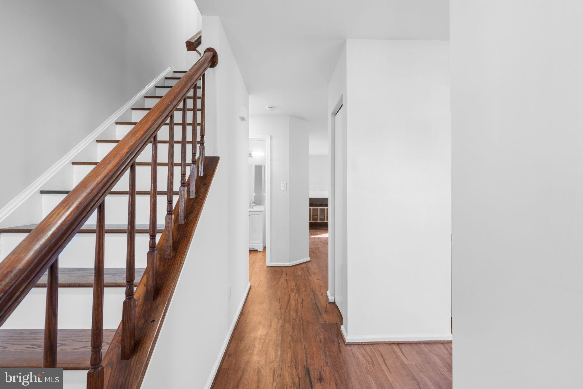 GUNNERS LAKE VILLAGE - Residential