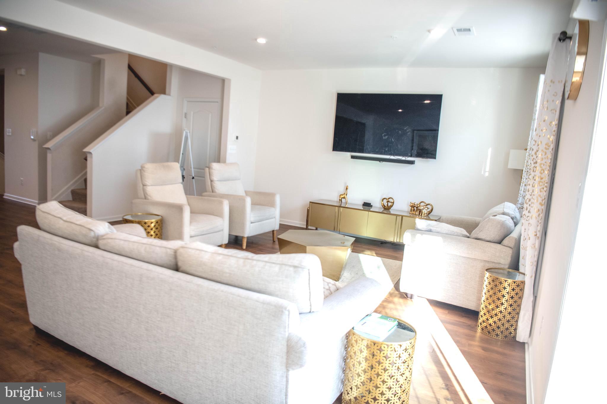 BALLARD GREEN - Residential